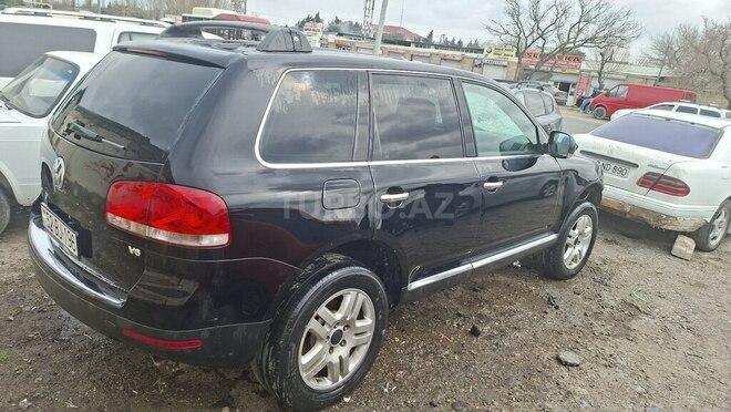 Volkswagen Touareg 2004, 280,000 km - 3.2 l - Bakı