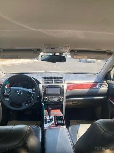 Toyota Camry-2