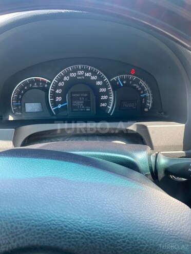 Toyota Camry-3