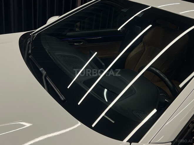 BMW 740-24