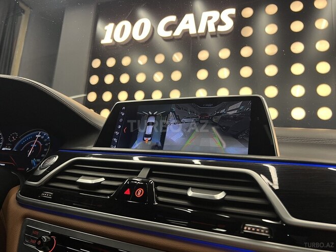 BMW 740-22