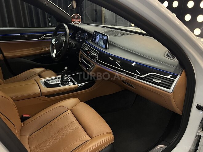 BMW 740-15