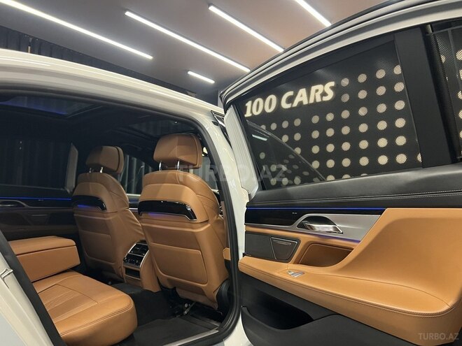 BMW 740-8