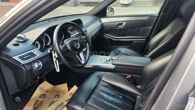 Mercedes E 220-5