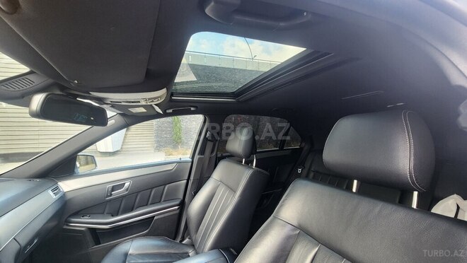Mercedes E 220-6
