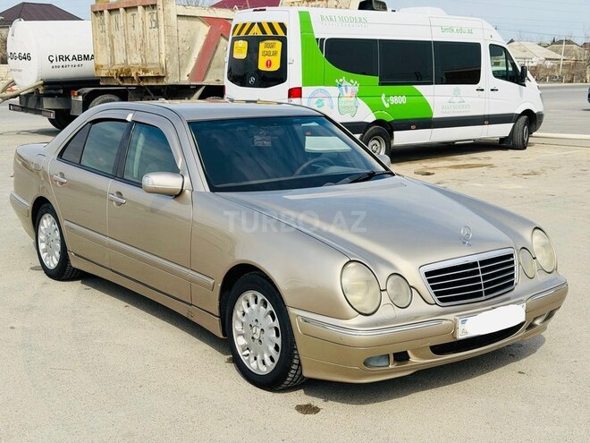Mercedes E 270 2000, 343,200 km - 2.7 л - Bakı
