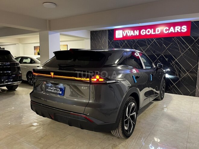 Changan Deepal S07-5