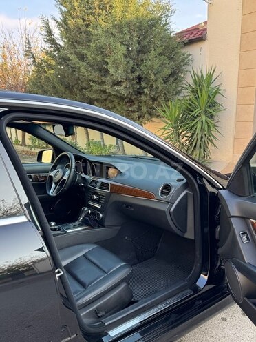 Mercedes C 250 2011, 283,000 km - 1.8 l - Bakı