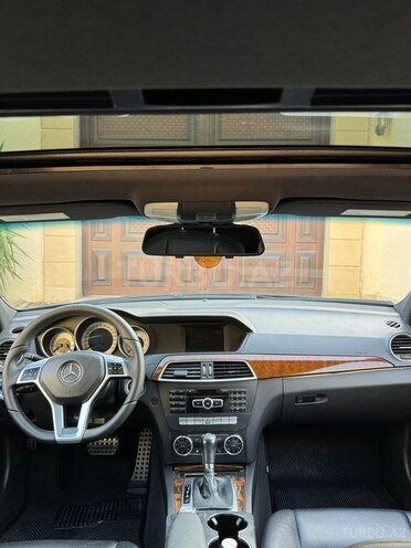 Mercedes C 250 2011, 283,000 km - 1.8 l - Bakı
