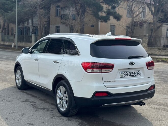 Kia Sorento-8