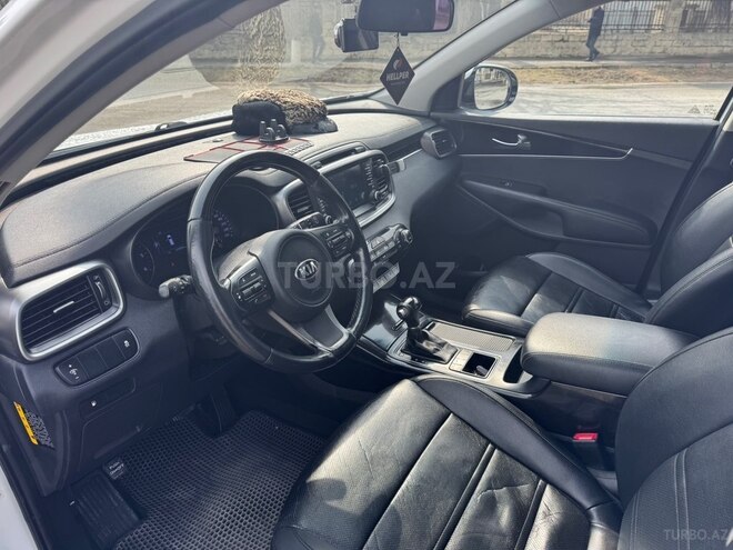 Kia Sorento-15