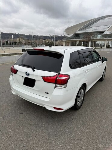 Toyota Corolla Fielder 2016, 233,000 km - 1.5 л - Bakı
