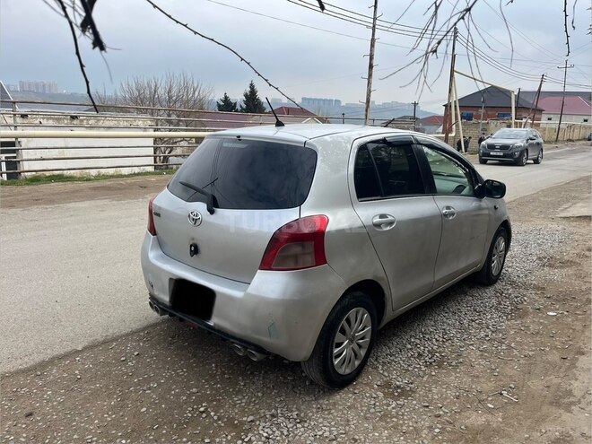 Toyota Vitz 2005, 300,000 km - 1.0 л - Bakı