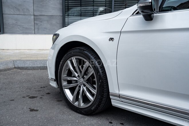 Volkswagen Passat 2018, 136,000 km - 1.8 l - Bakı