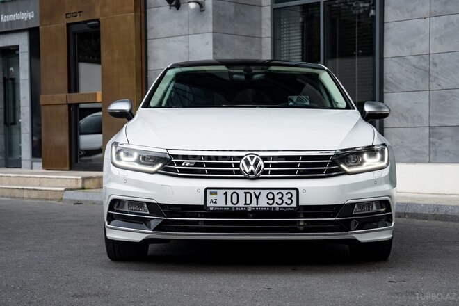 Volkswagen Passat 2018, 136,000 km - 1.8 l - Bakı
