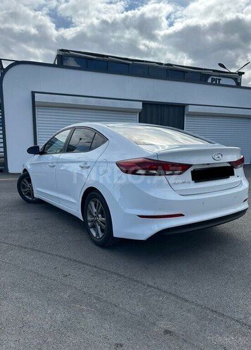 Hyundai Avante 2018, 144,000 km - 1.6 л - Gəncə