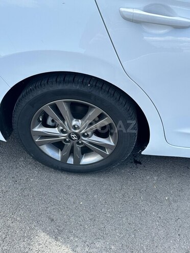 Hyundai Avante 2018, 144,000 km - 1.6 л - Gəncə