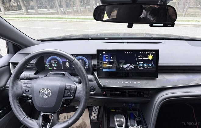 Toyota Camry 2024, 12,000 km - 2.0 l - Bakı