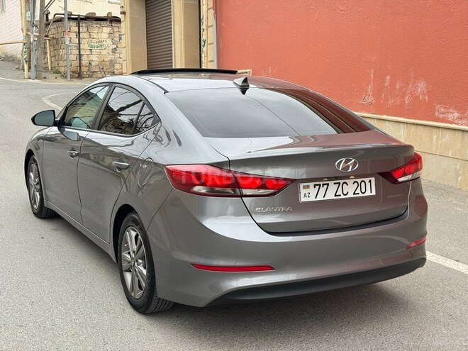 Hyundai Elantra 2018, 123,000 km - 2.0 l - Bakı