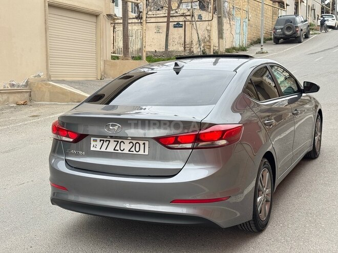 Hyundai Elantra 2018, 123,000 km - 2.0 l - Bakı
