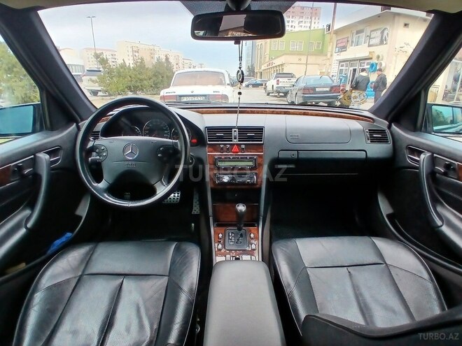 Mercedes C 220 1999, 500,000 km - 2.2 л - Sumqayıt