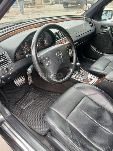 Mercedes C 220 1999, 500,000 km - 2.2 л - Sumqayıt