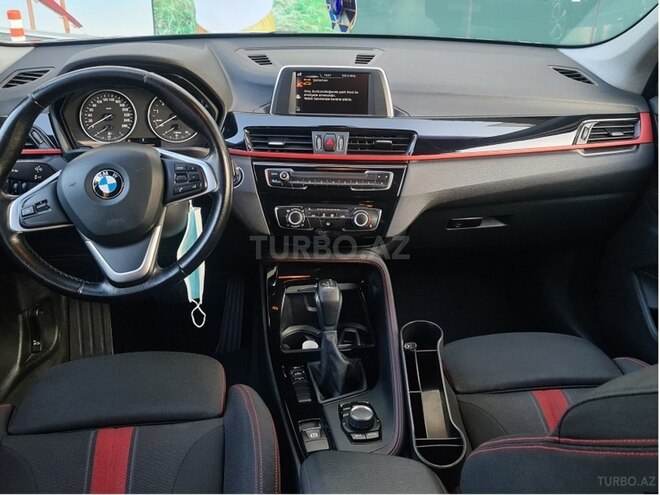 BMW X1-6