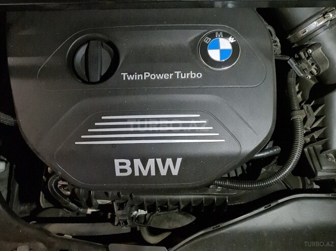 BMW X1-9