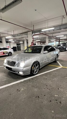 Mercedes E 240 2001, 328,000 km - 2.4 л - Bakı