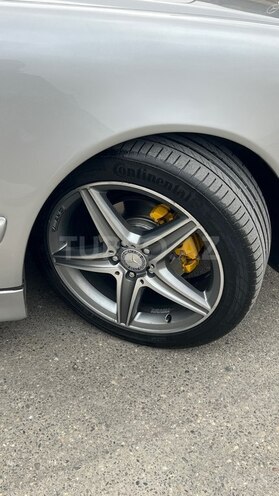 Mercedes E 240 2001, 328,000 km - 2.4 л - Bakı
