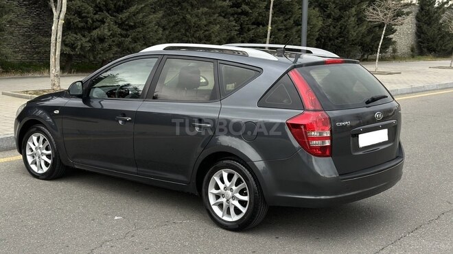 Kia  2008, 308,000 km - 1.6 l - Bakı