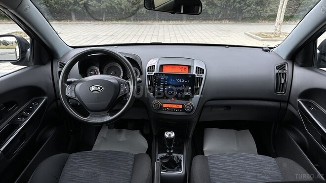 Kia  2008, 308,000 km - 1.6 l - Bakı