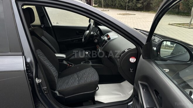 Kia  2008, 308,000 km - 1.6 l - Bakı
