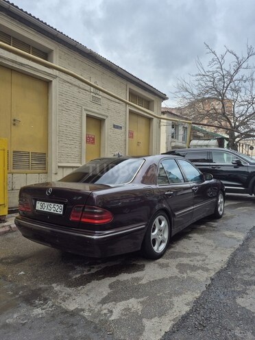 Mercedes E 270 2001, 755,000 km - 2.7 л - Bakı