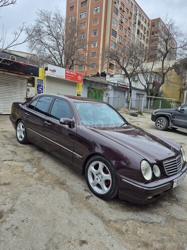 Mercedes E 270 2001, 755,000 km - 2.7 л - Bakı