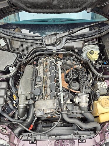 Mercedes E 270 2001, 755,000 km - 2.7 л - Bakı