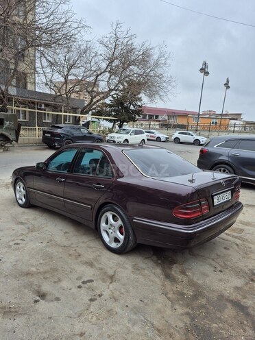 Mercedes E 270 2001, 755,000 km - 2.7 л - Bakı