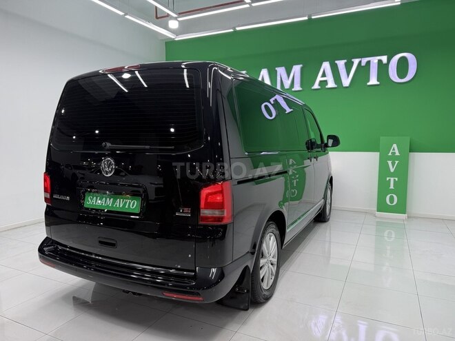 Volkswagen Multivan-4