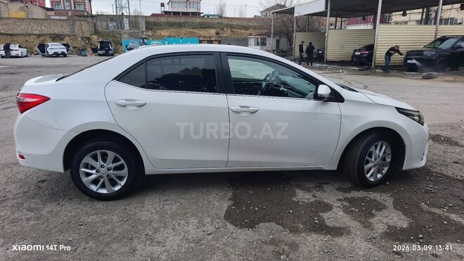 Toyota Corolla 2013, 158,800 km - 1.6 l - Bakı