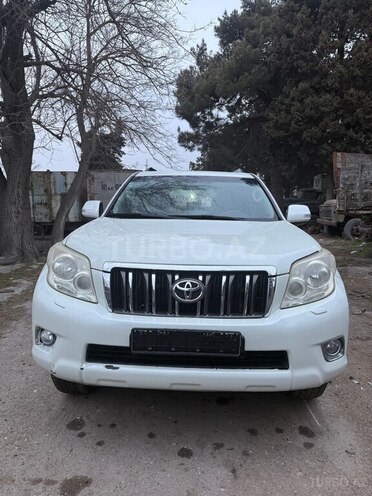 Toyota Land Cruiser Prado-1