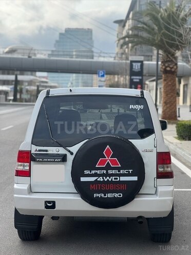 Mitsubishi Pajero io 2001, 385,466 km - 1.8 l - Bakı