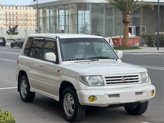 Mitsubishi Pajero io 2001, 385,466 km - 1.8 l - Bakı