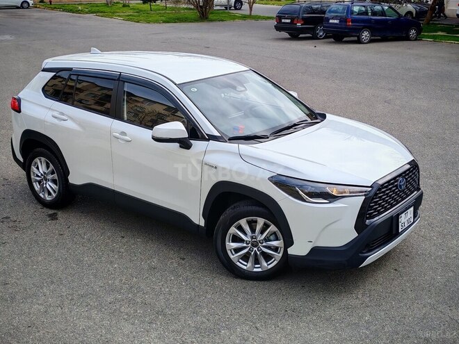 Toyota Corolla Cross 2024, 24,880 km - 2.0 l - Bakı