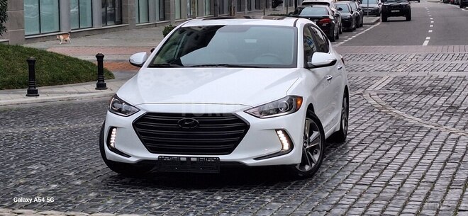Hyundai Elantra 2016, 90,000 km - 2.0 l - Bakı
