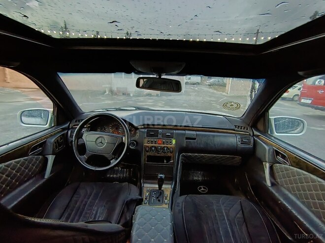 Mercedes E 300 1998, 275,000 km - 3.0 l - Ağdam