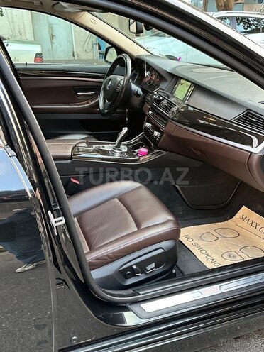 BMW 528-13