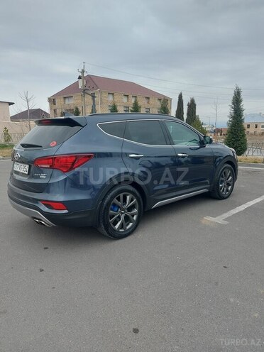 Hyundai Santa Fe-5