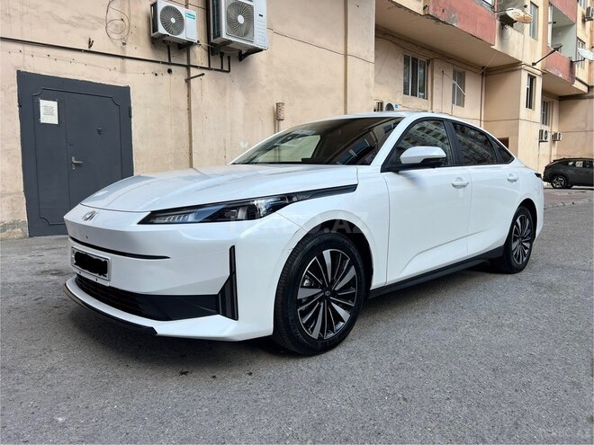Changan Qiyuan A05 2025, 46,800 km - 1.5 л - Bakı