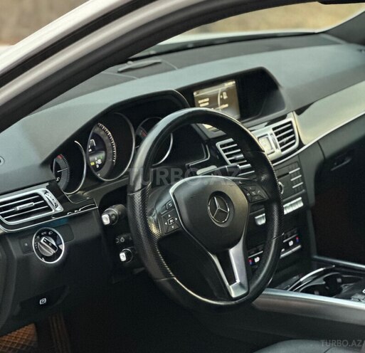 Mercedes E 220-20