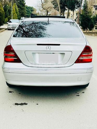 Mercedes C 240 2001, 275,000 km - 2.6 l - Sumqayıt